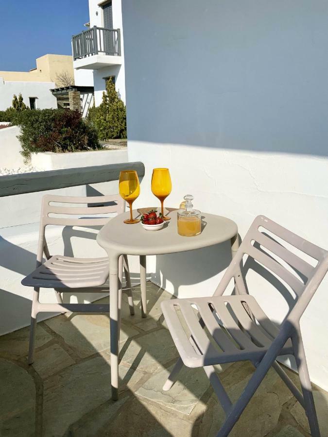 Aqua Blue, Only 100 Meters From The Beach Of Gialiskari Ioulis Eksteriør bilde